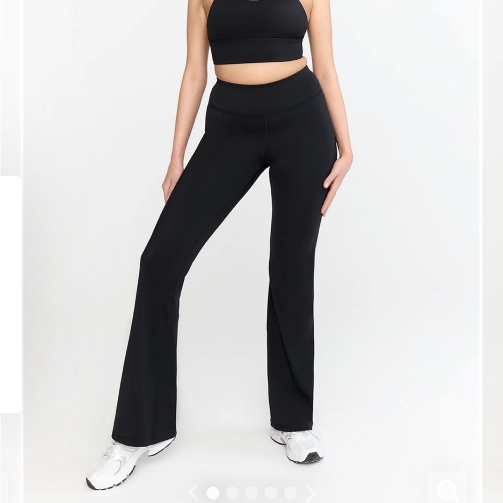 SkinLuxe High Waisted Flared Legging - Shadow Black
